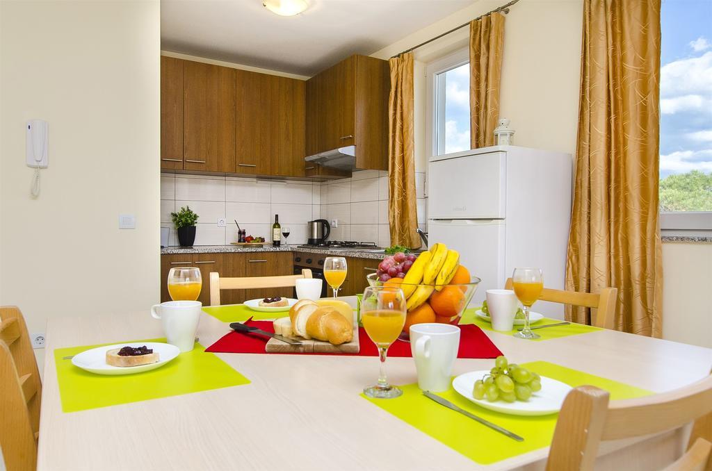 Apartments Glavan Privlaka  Zimmer foto